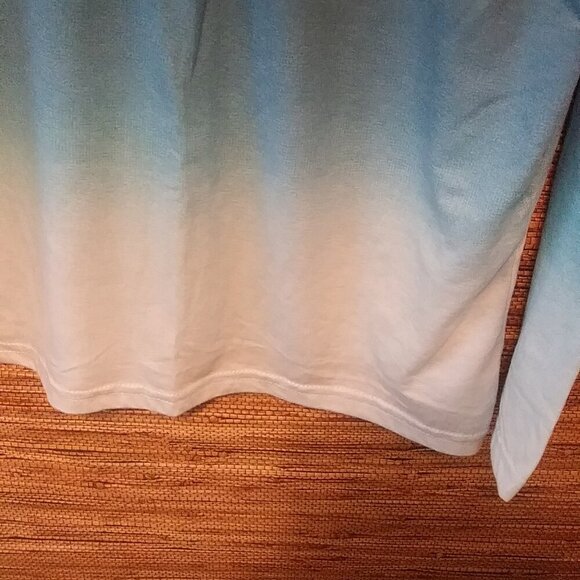 Fresh Laundry Blue Ombre Long Sleeve Tee Shirt - Size Large - Picture 6 of 12